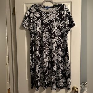 Like New Dress w/ Pockets